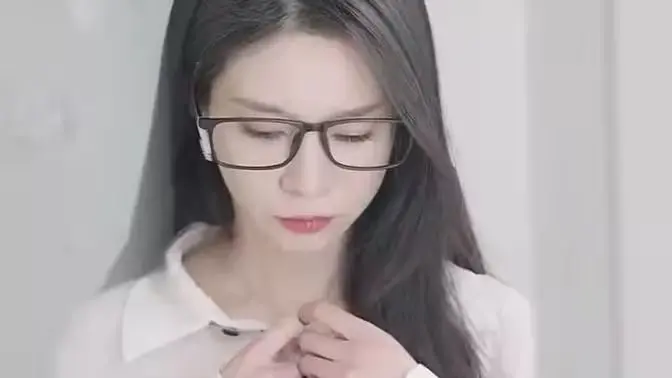 《苟日的中年》：一场笑中带泪的人生镜像，关于“废柴”们的逆袭与挣扎